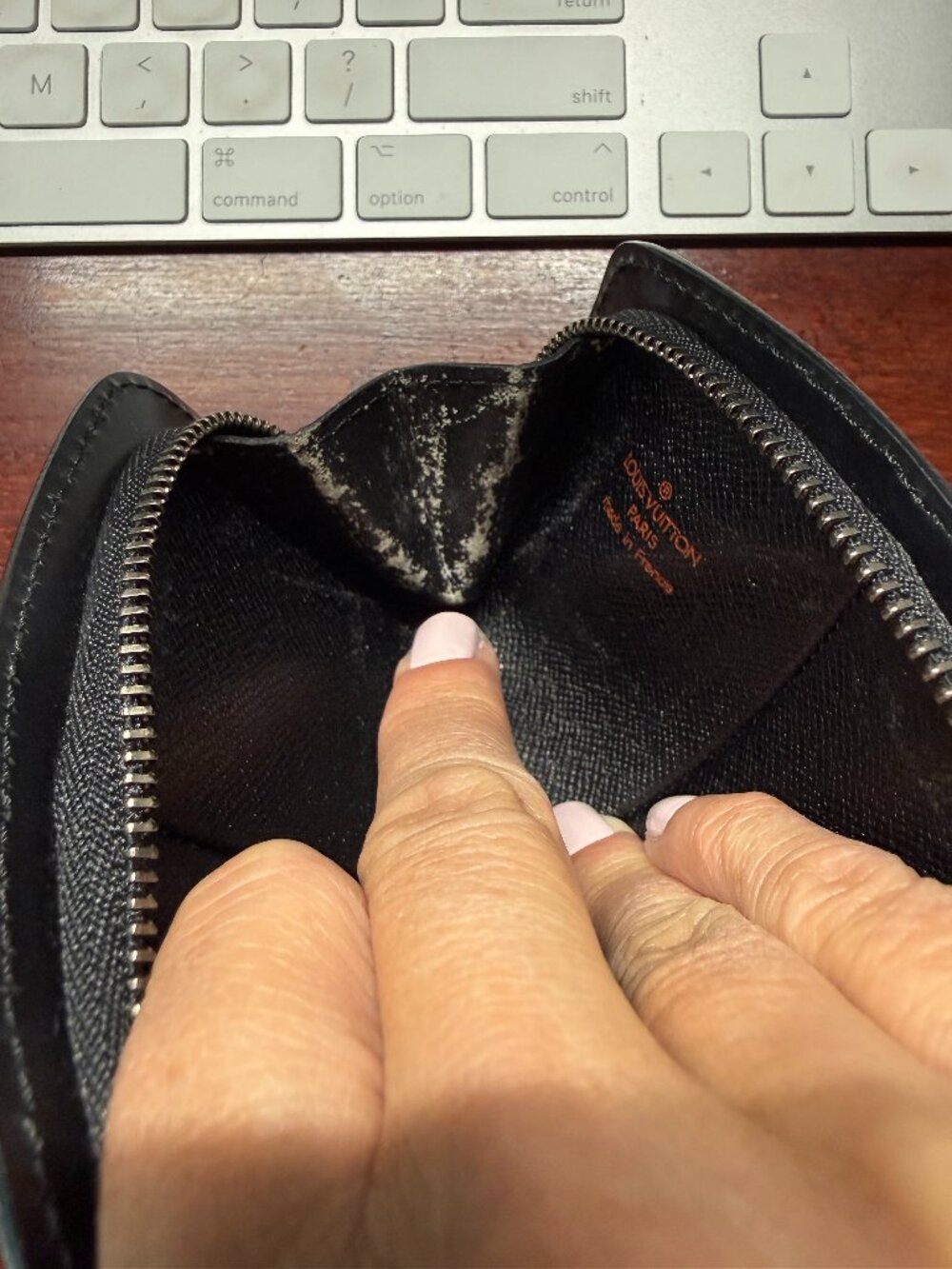 Authentic Louis Vuitton Black Coin Purse - Picture 2 of 9